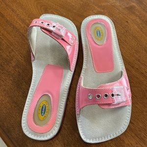 Dr Scholls massaging shoes